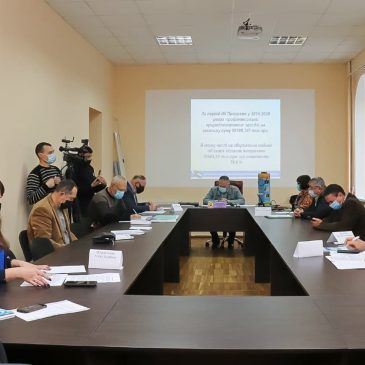 Фахівці Деснянського БУВР взяли участь у засіданні за «круглим столом» Громадської ради при Чернігівській ОДА