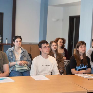 До Деснянського БУВР завітали студенти-практиканти